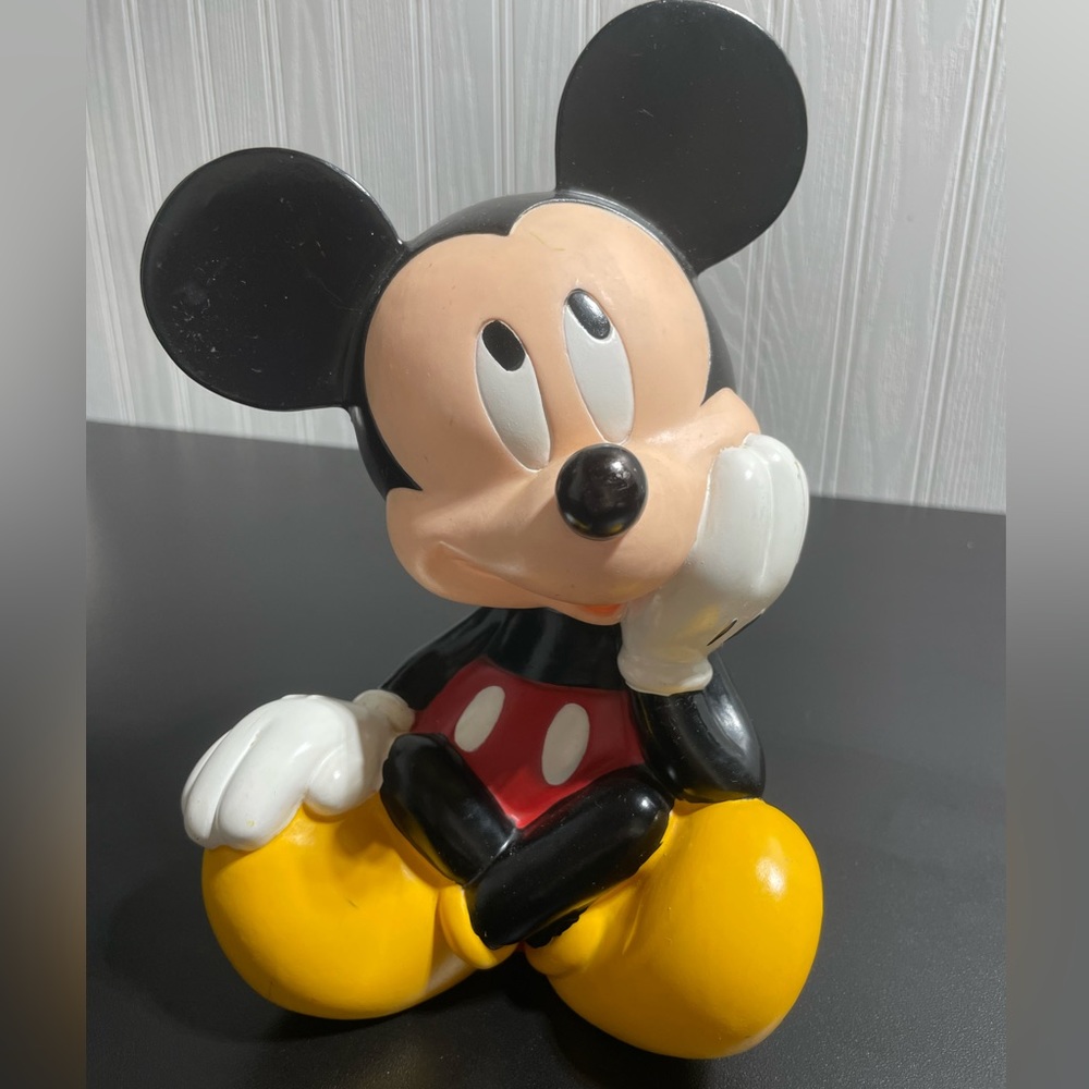 Collectable Mickey Mouse PVC Bank. In DeepThought. 9" Q10
